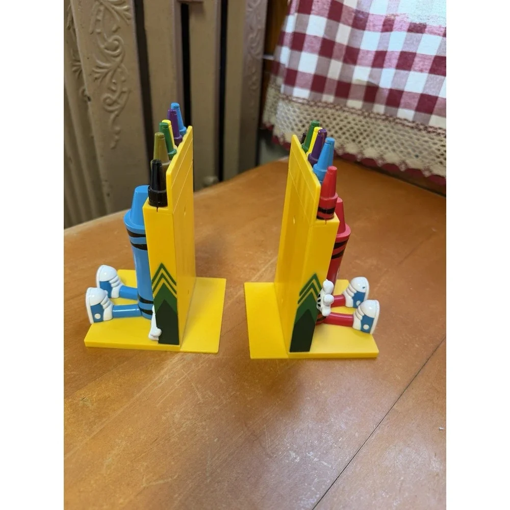 Rare VTG 1990s Nostalgia Crayola Crayon Plastic Bookends Binney & Smith 1999